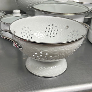 White colander- small